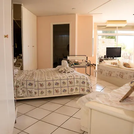 Villa Ariadne - Panoramic Views And Pool Porto Heli