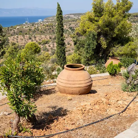 Ariadne - Panoramic Views And Pool Villa