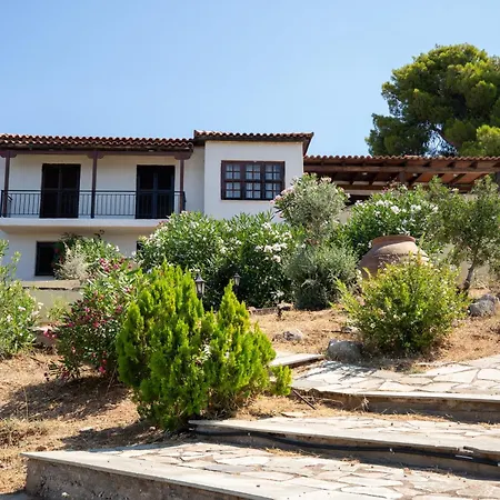 Ariadne - Panoramic Views And Pool Villa