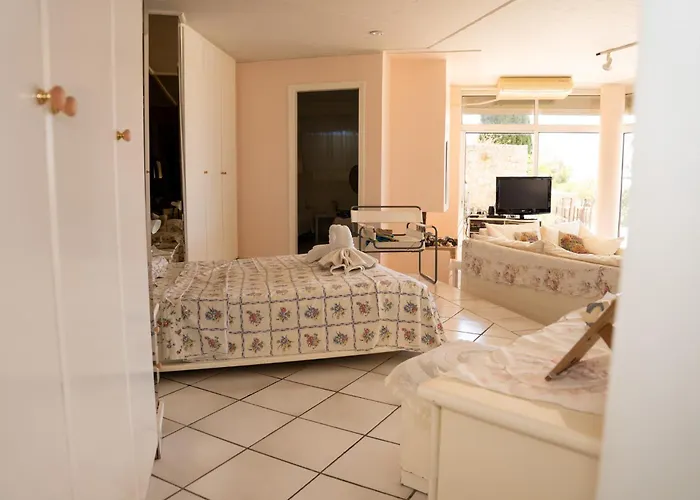 Villa Ariadne - Majestic View And Relaxation Porto Heli